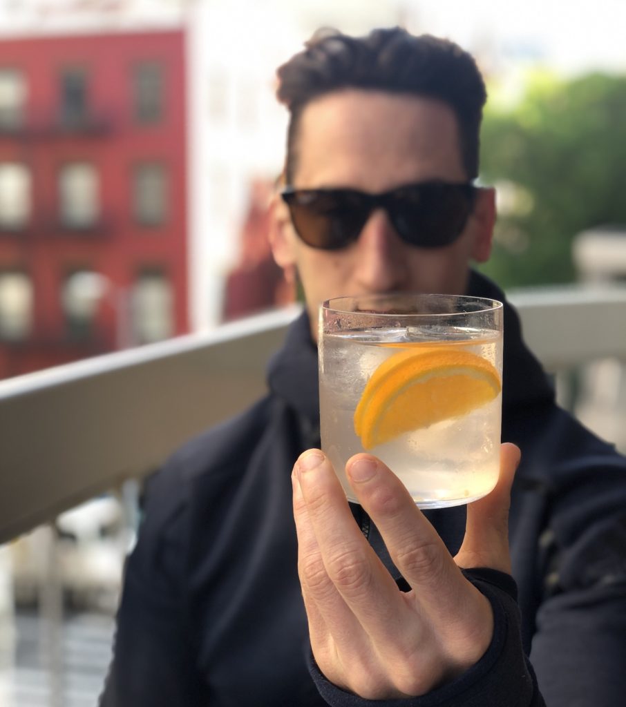 How to drink alcohol and not lose your gains